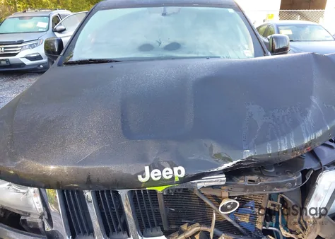 2013 Jeep Grand Cherokee Laredo из США, поврежденный, VIN 1C4RJFAG1DC553022